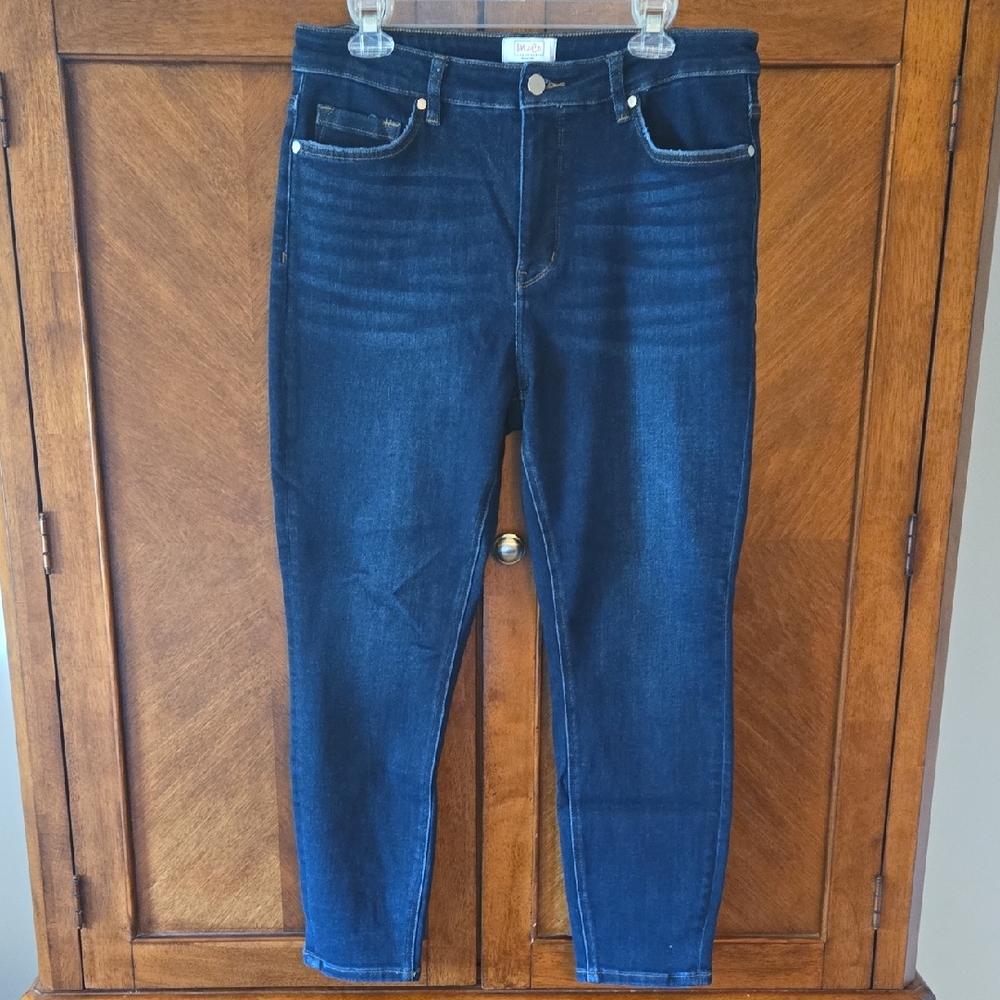 Women's Skinny Jeans in Dark Blue